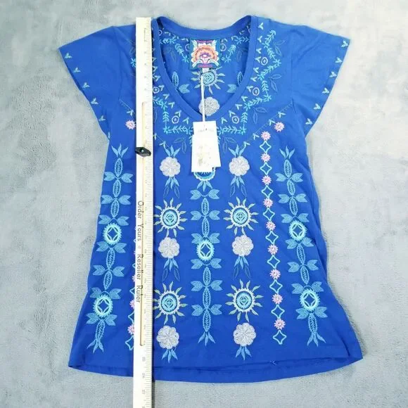Johnny Was Oriel Flutter Sleeve Tee Shirt Size XS Blue Embroidered Boho Chic NEW - Picture 7 of 11